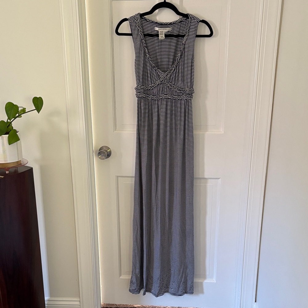 Max Studio Black and White Striped Maxi Dress